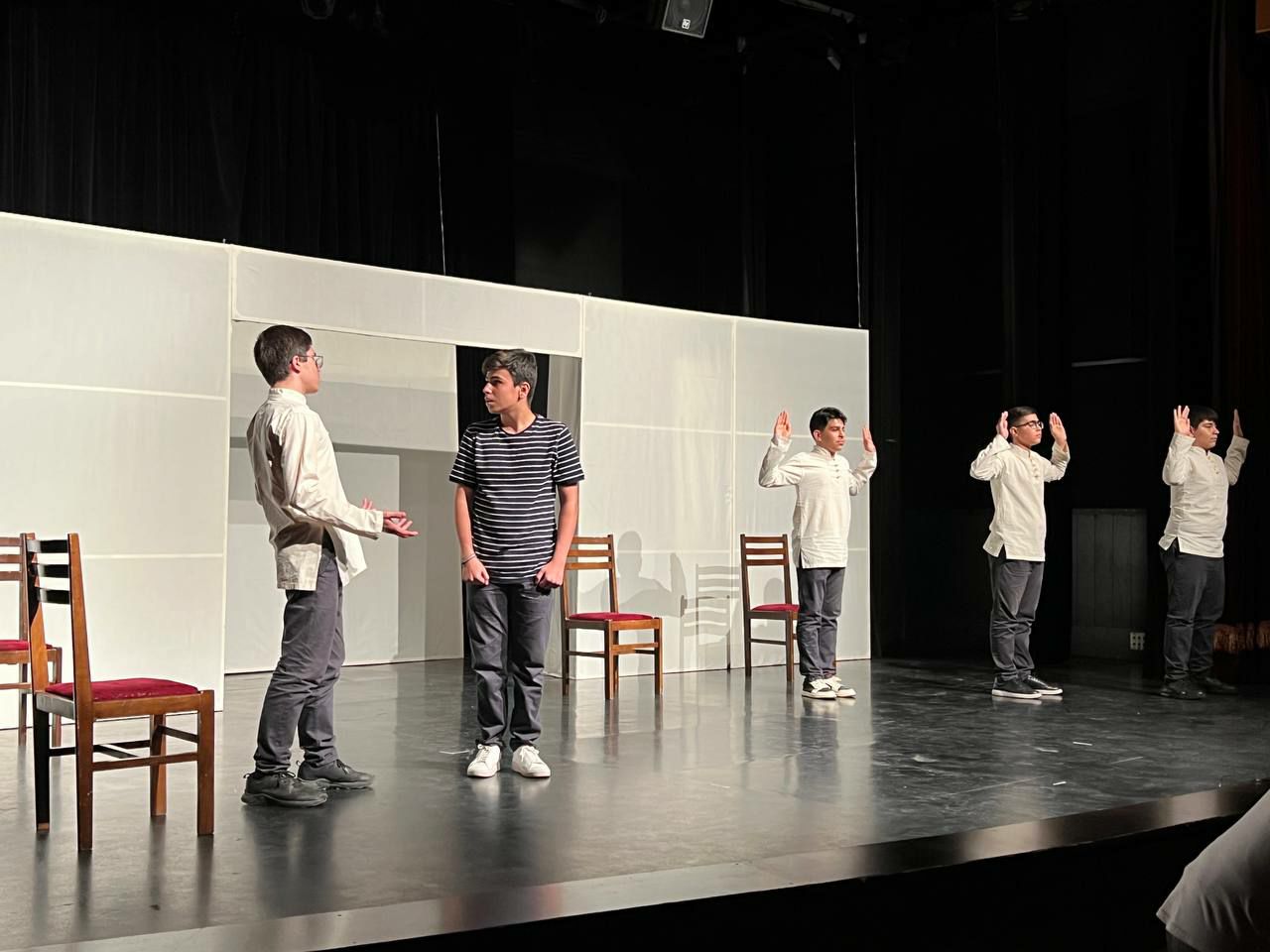 کسب مقام اول مسابقات تئاتر استانی